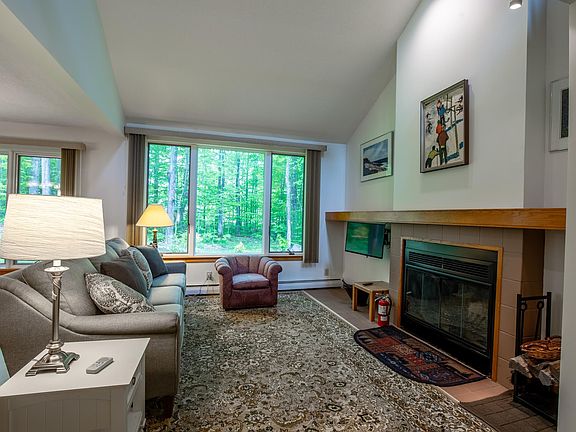 3rd image of 304 Woods Lane #C6