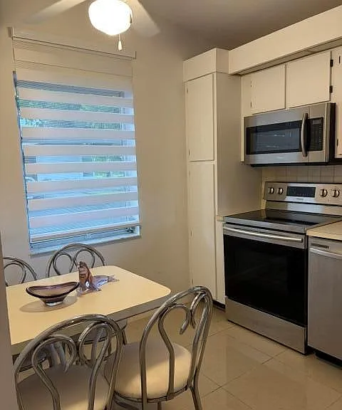 8934 Sunnywood Pl — Photo 5