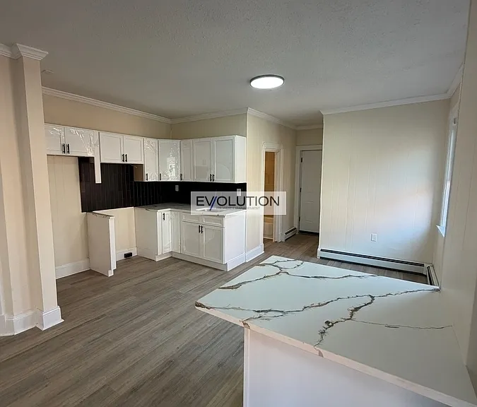 906 Park St #3E — Photo 3