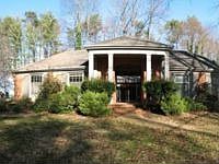 1st image of 127 Westwood Dr