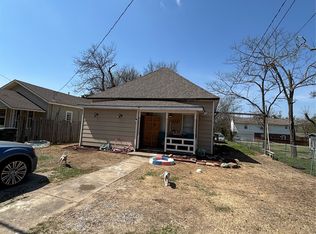 411 N Muskogee Ave, Claremore, OK 74017