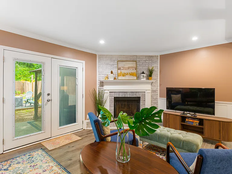 169 Willow Stream Ct — Photo 15
