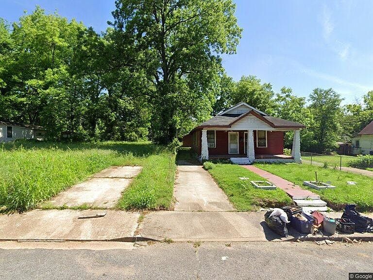 1st image of 729 Richmond Ave Lot 2