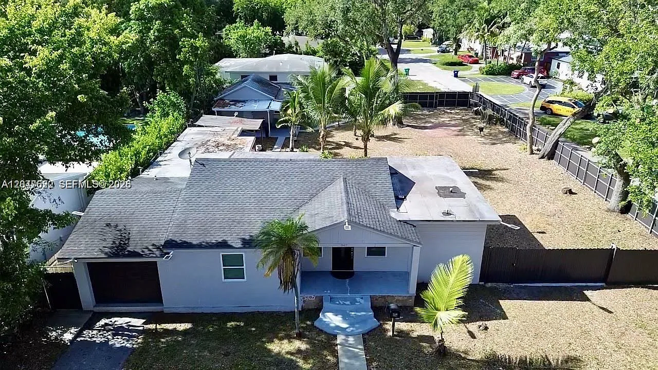 4 bed, 5.0 bath, $6,500 — Photo 2