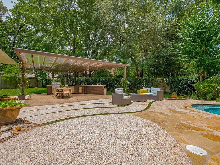 7 Peaceful Canyon Ct — Photo 43