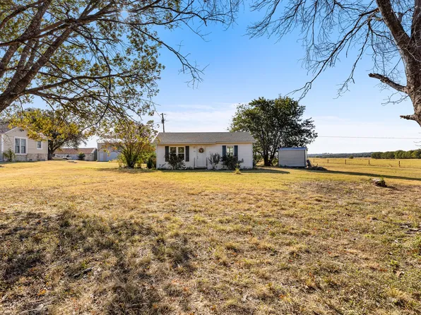 709 Old Rosenthal Rd, Lorena, TX 76655