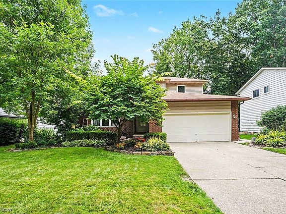 2nd image of 6557 Duneden Ave