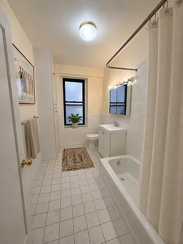 250 Riverside Dr #74A Photo 1