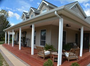 3244 Knob Creek Rd, Gray, TN 37615