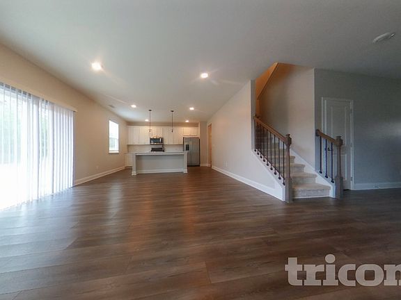 2nd image of 80 Leyland Ct