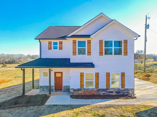6608 River Station Dr, Lula, GA 30554