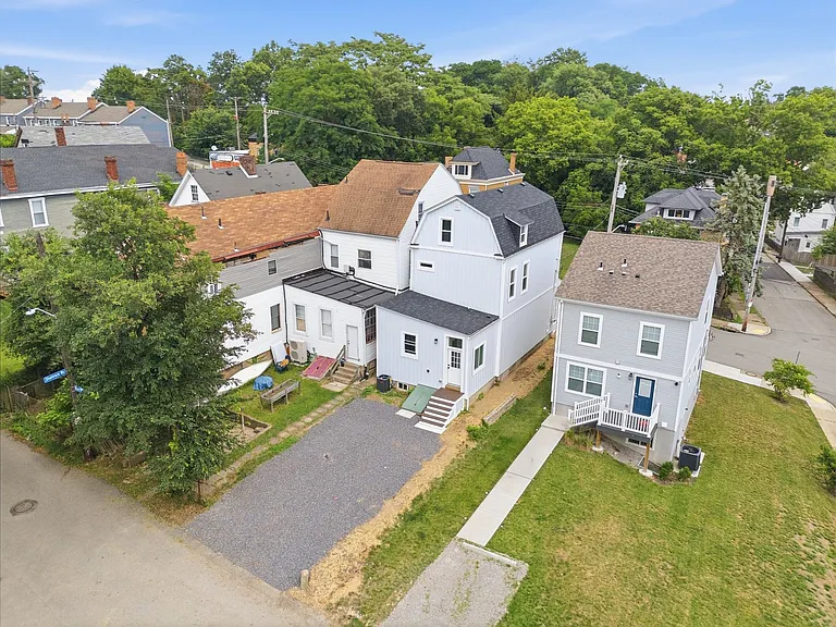 325 N Aiken Ave — Photo 29