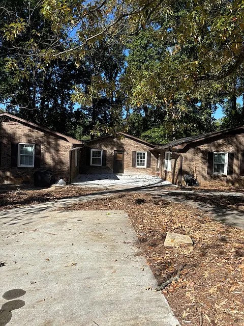 2 bed, 800 sqft, $1,000 — Photo 2