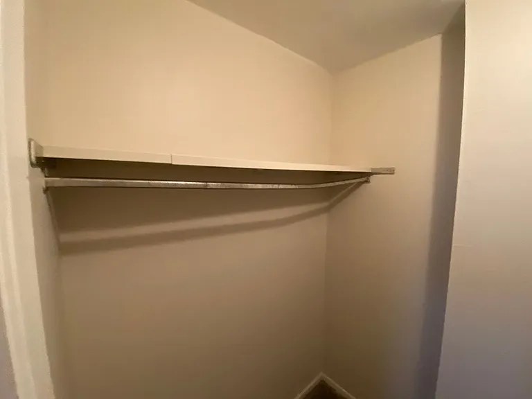5520 Beavercrest Dr — Photo 41
