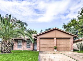 4818 Redfish Reef St, Bacliff, TX 77518