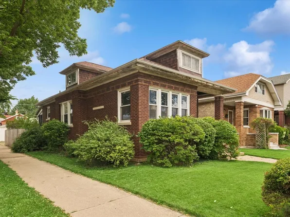 5058 W Barry Ave, Chicago, IL 60641
