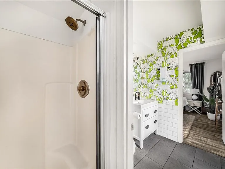 970 Charles Allen Dr NE #D — Photo 6