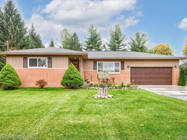 6504 Nightingale Dr, Flint, MI 48506