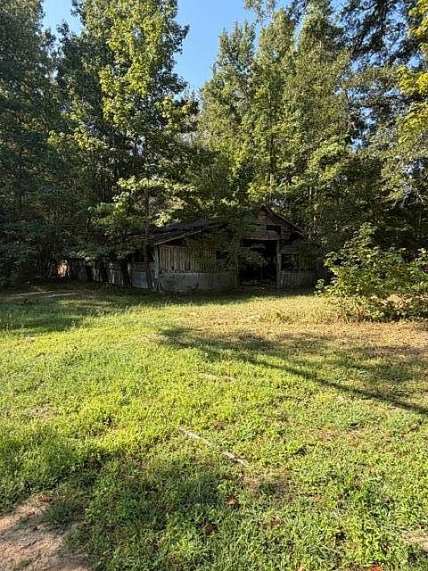 2nd image of 229 State Park Rd
