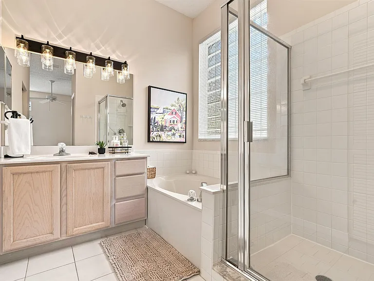 233 Kingston Dr — Photo 33