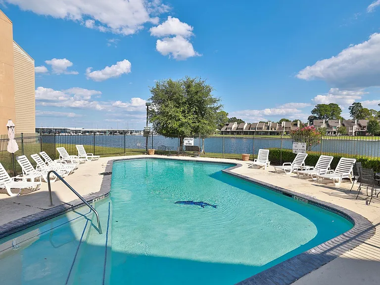 12600 Melville Dr #318B — Photo 25