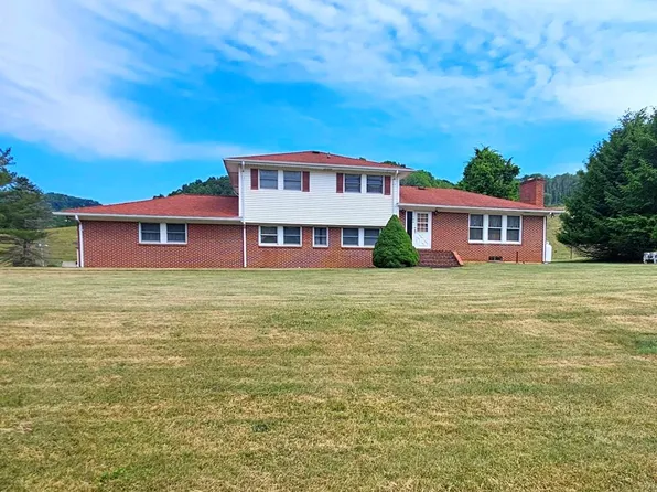 154 Poskas Dr, North Tazewell, VA 24630