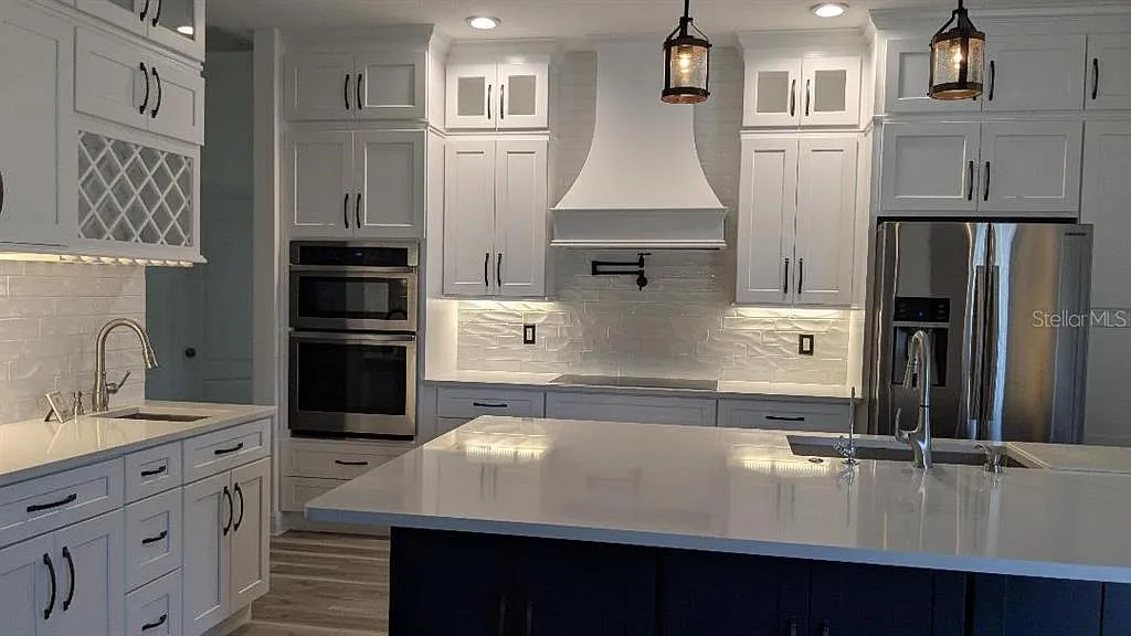 5 bed, 3.0 bath, 2790 sqft, $3,600 — Photo 2