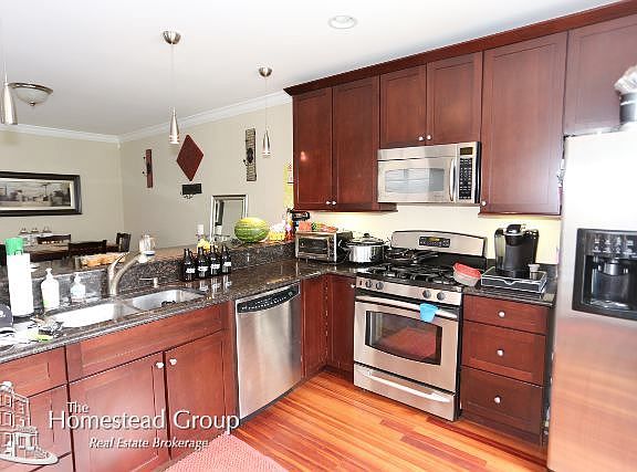 4th image of 3343 N Southport Ave #201_2ND_FL