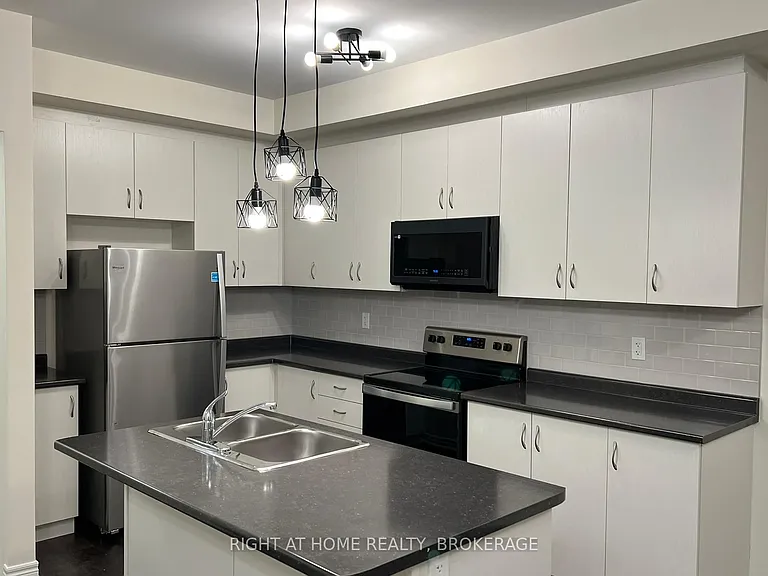 40 Zinfandel Dr #8 — Photo 7