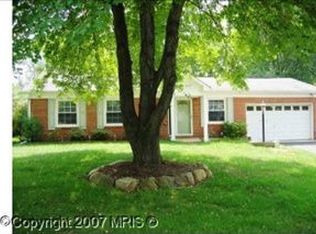 627 W Beech Rd, Sterling, VA 20164