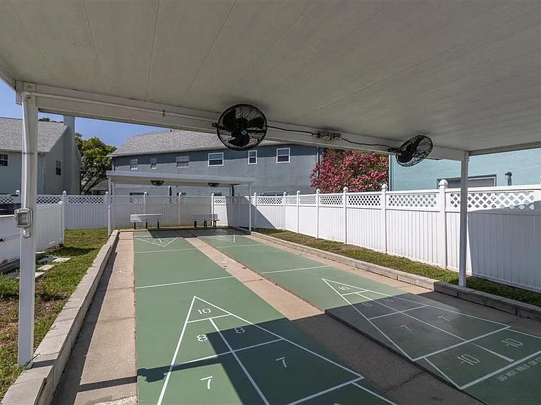 6650 Hickorywood Ln #6650 — Photo 19