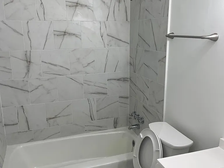 133 Hessian Hills Cir #1 — Photo 3