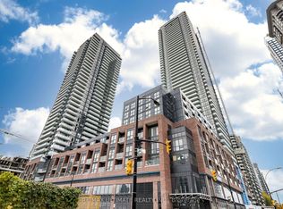 4130 Parkside Village Dr #2906, Mississauga, ON L5B 0L7