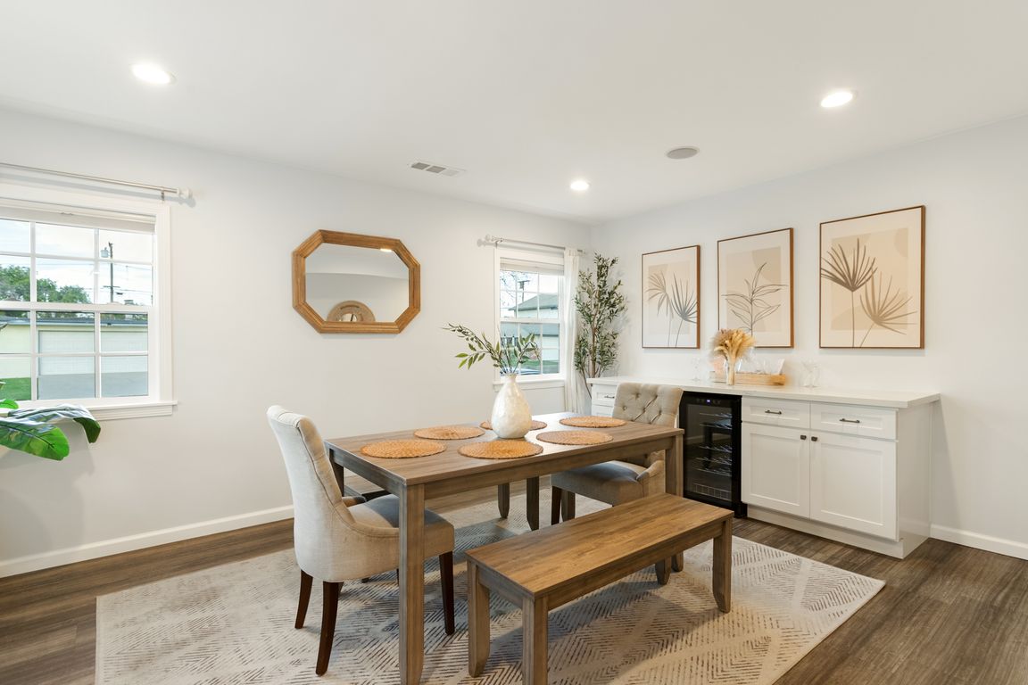 next background image