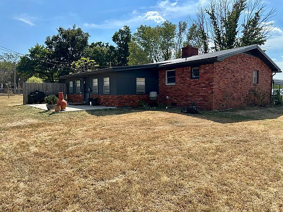 3rd image of 61400 E 340th Rd
