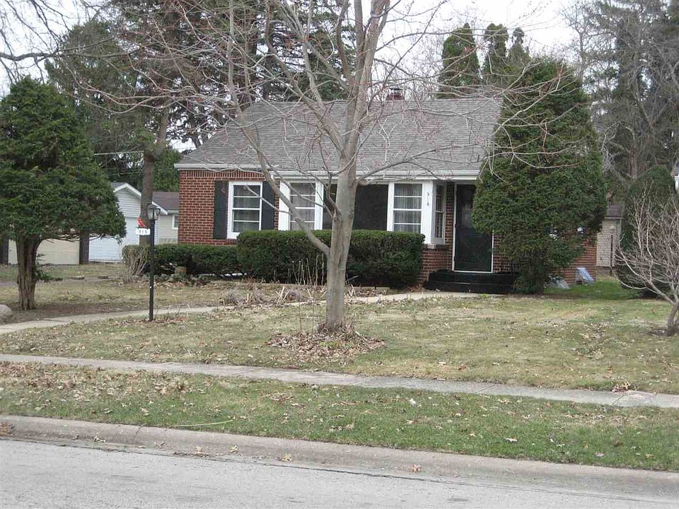 1st image of 916 Winthrop Ln