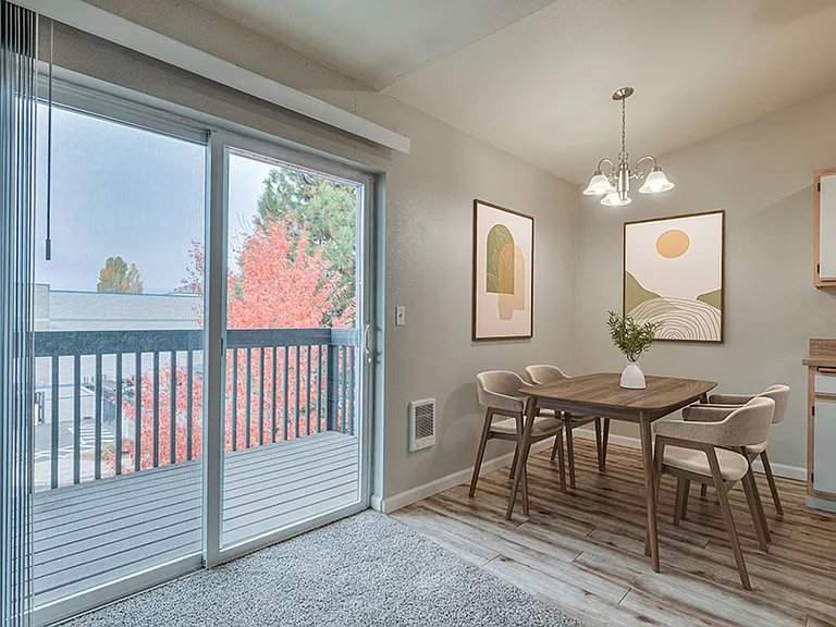 1,2,3-bedroom apartment homes close to everything! — Photo 24
