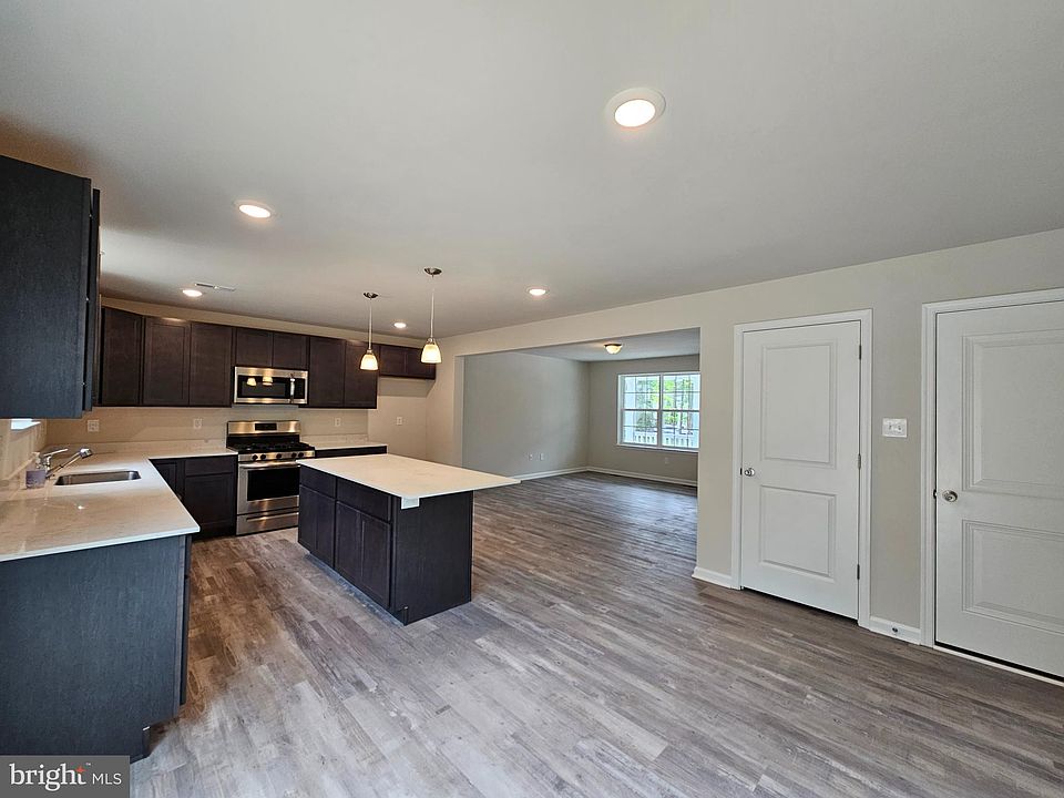 89 Primrose Ln, Blackwood, NJ 08012 Zillow