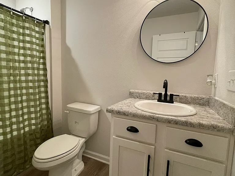 5240 Peach Dr — Photo 11