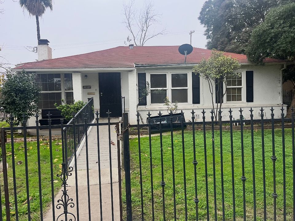 1st image of 2808 W Euclid Ave