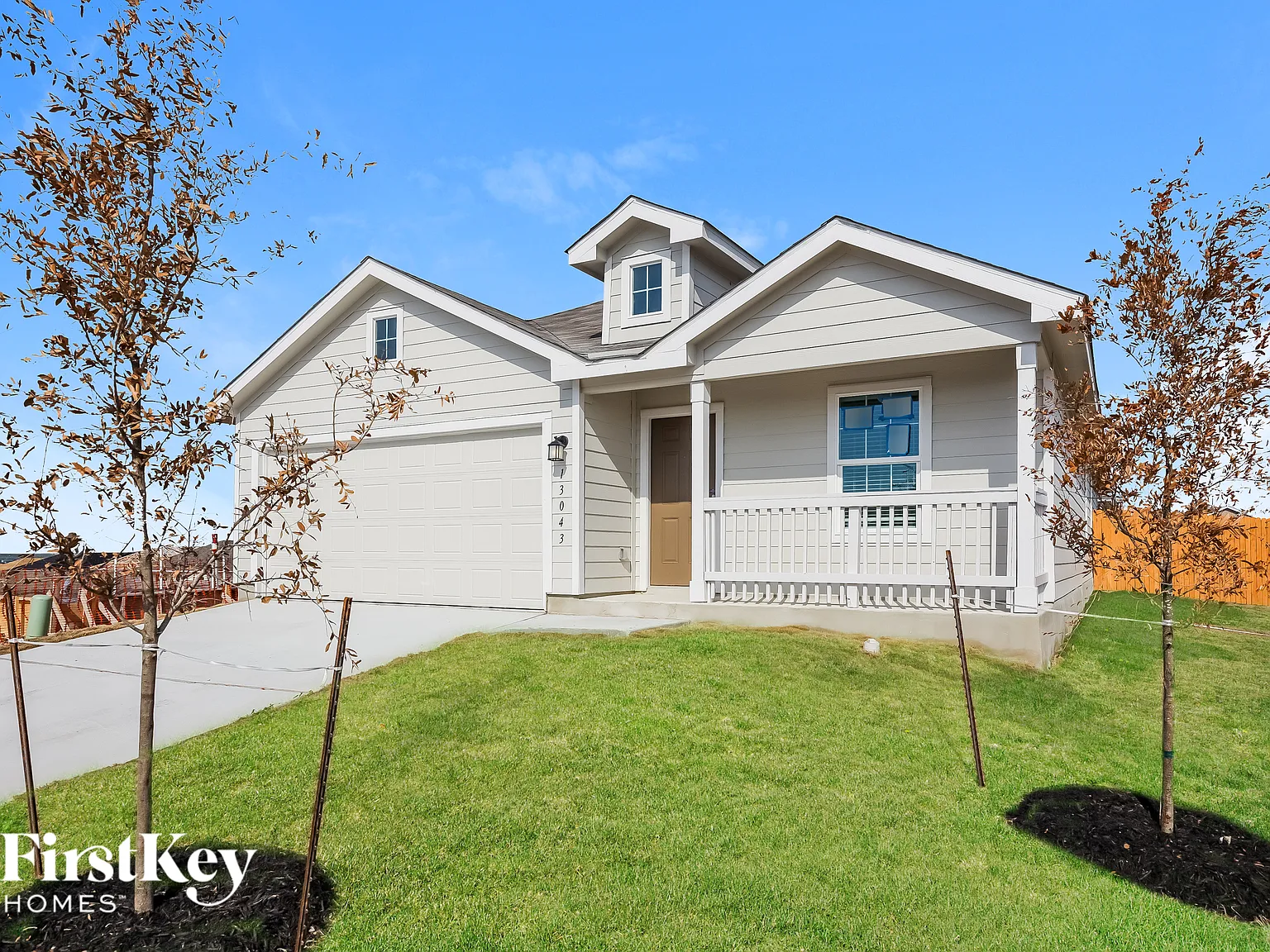 4 bed, 2.0 bath, 1667 sqft, $1,740 — Photo 2