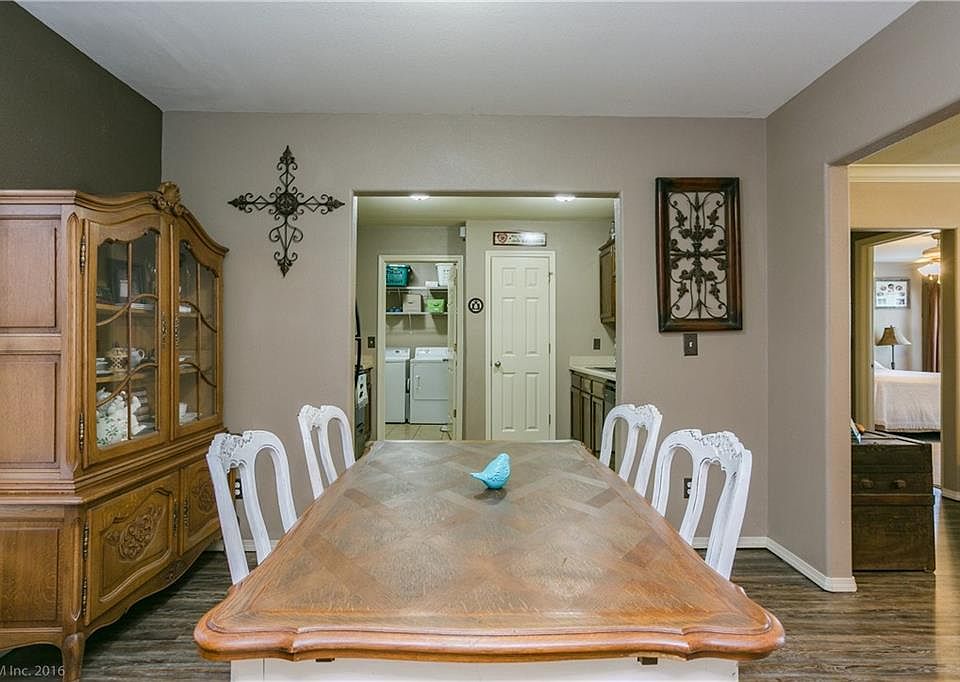 1st image of 6108 SW High Meadow Blvd