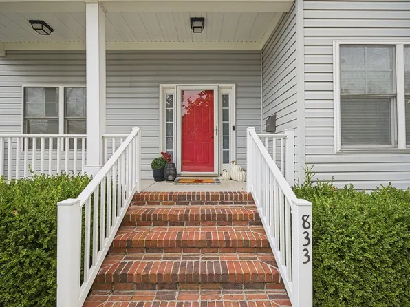 833 25th St, Newport News, VA 23607