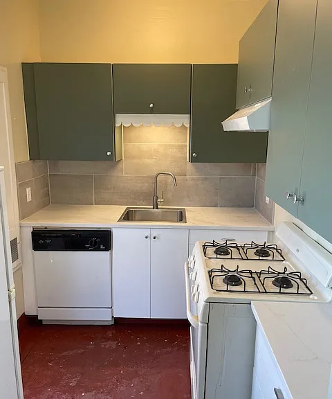 228 N Tyndall Ave — Photo 9