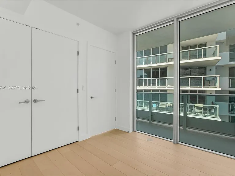 9221 E Bay Harbor Dr #511/512 — Photo 54