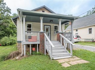 5212 Lark St, Bethel Park, PA 15102
