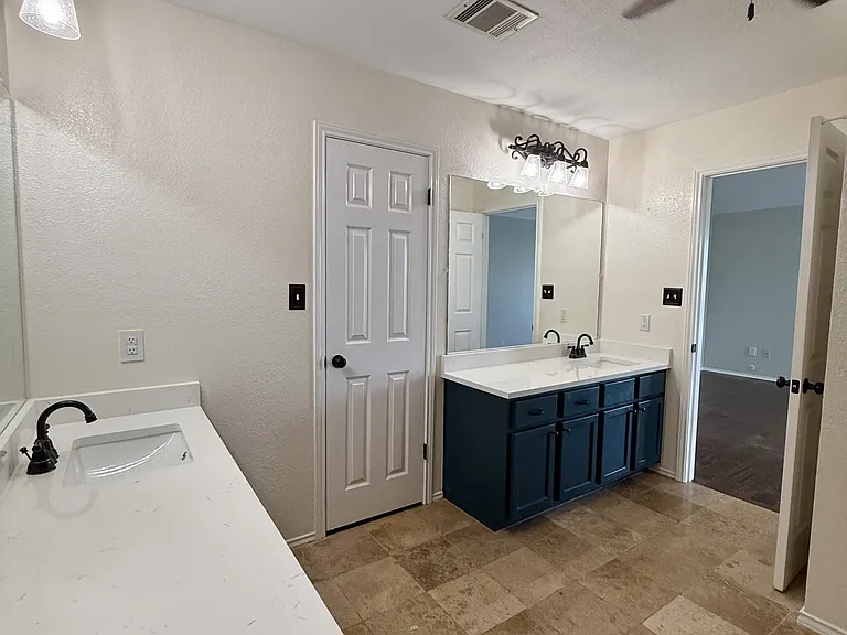 1713 Lantana Dr — Photo 14