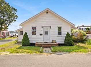 20 Pinehurst Dr, Wareham, MA 02571