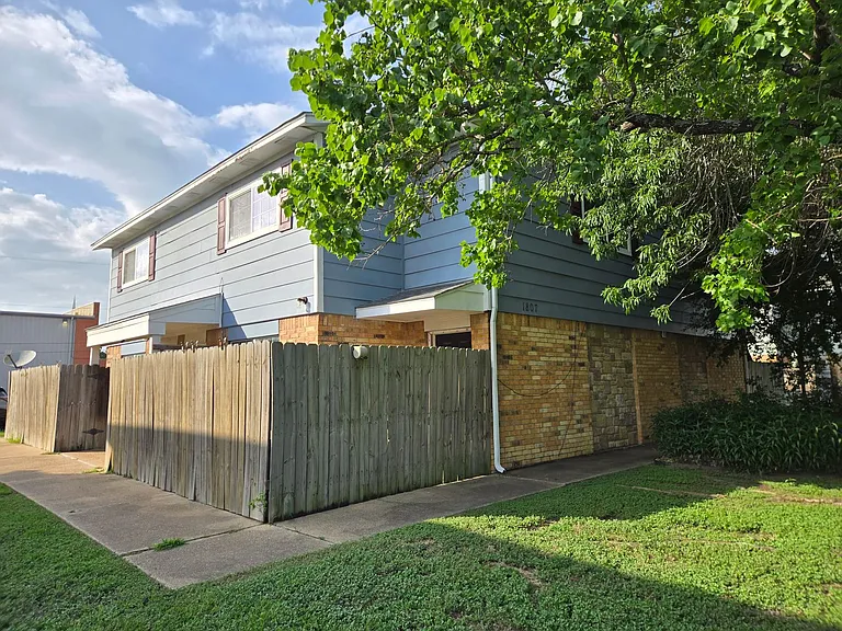 1807 Treehouse Trl #C — Photo 14