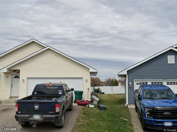 507 Juniper Ln NW, Montgomery, MN 56069